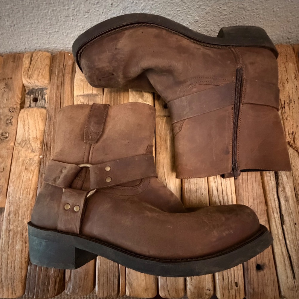 Dingo Gaucho Harness Boots 11 EW Brown Leather Square Toe DI 19054